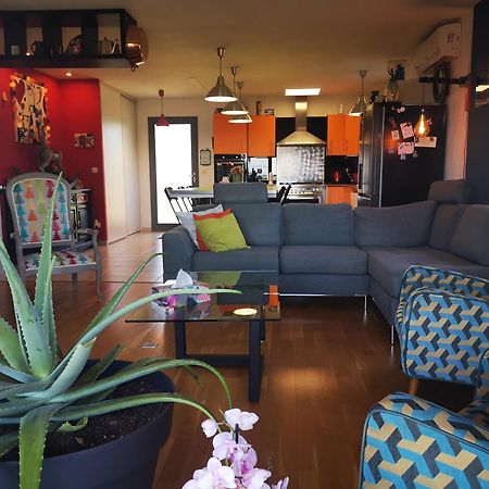 Chambres Au Grand Calme Dans Maison Primarette Exterior foto